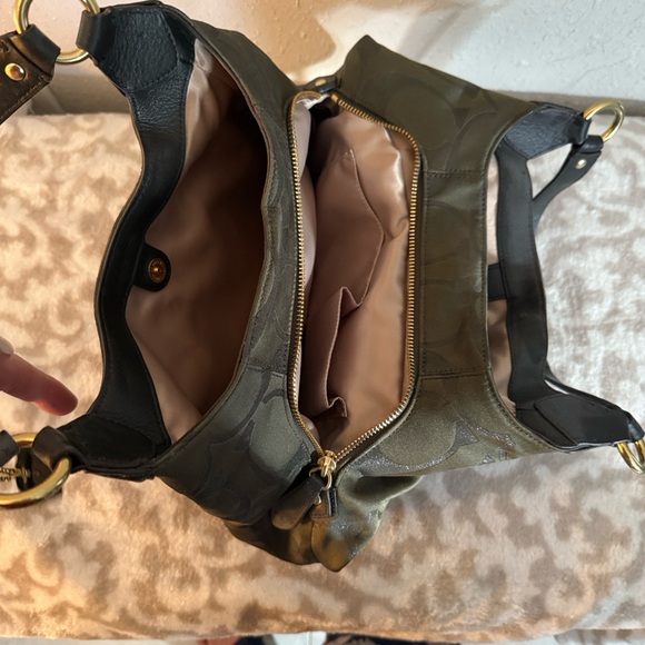 Coach Olive Shoulder Bag with Buckle Detail - Picture 4 of 4